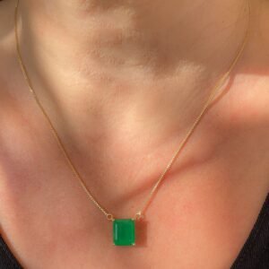 Colar Quadrado Esmeralda Dourado - Imagem 1