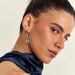 BRINCO PÊNDULO COM CRISTAIS RETANGULARES AMARELO E ZIRCÔNIAS - Imagem 2