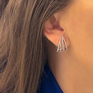 Brinco Hook Dourado Cravejado - Imagem 1