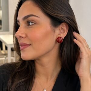 Brinco Pressão Pastilha Felina Vermelha - Rosana Bernardes - Imagem 1