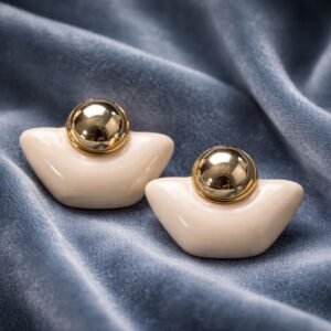 Brinco Off Esmaltado Dourado - Imagem 1