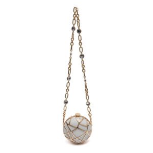 BOLSA CLUTCH ESFERA PEQUENA DE CRISTAIS BRANCOS COM OURO - ISLA - Imagem 3